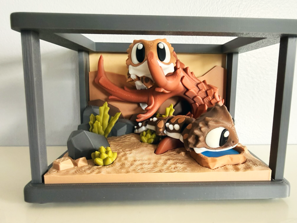 Bearded Dragon and Reptile Enclosure Playset
