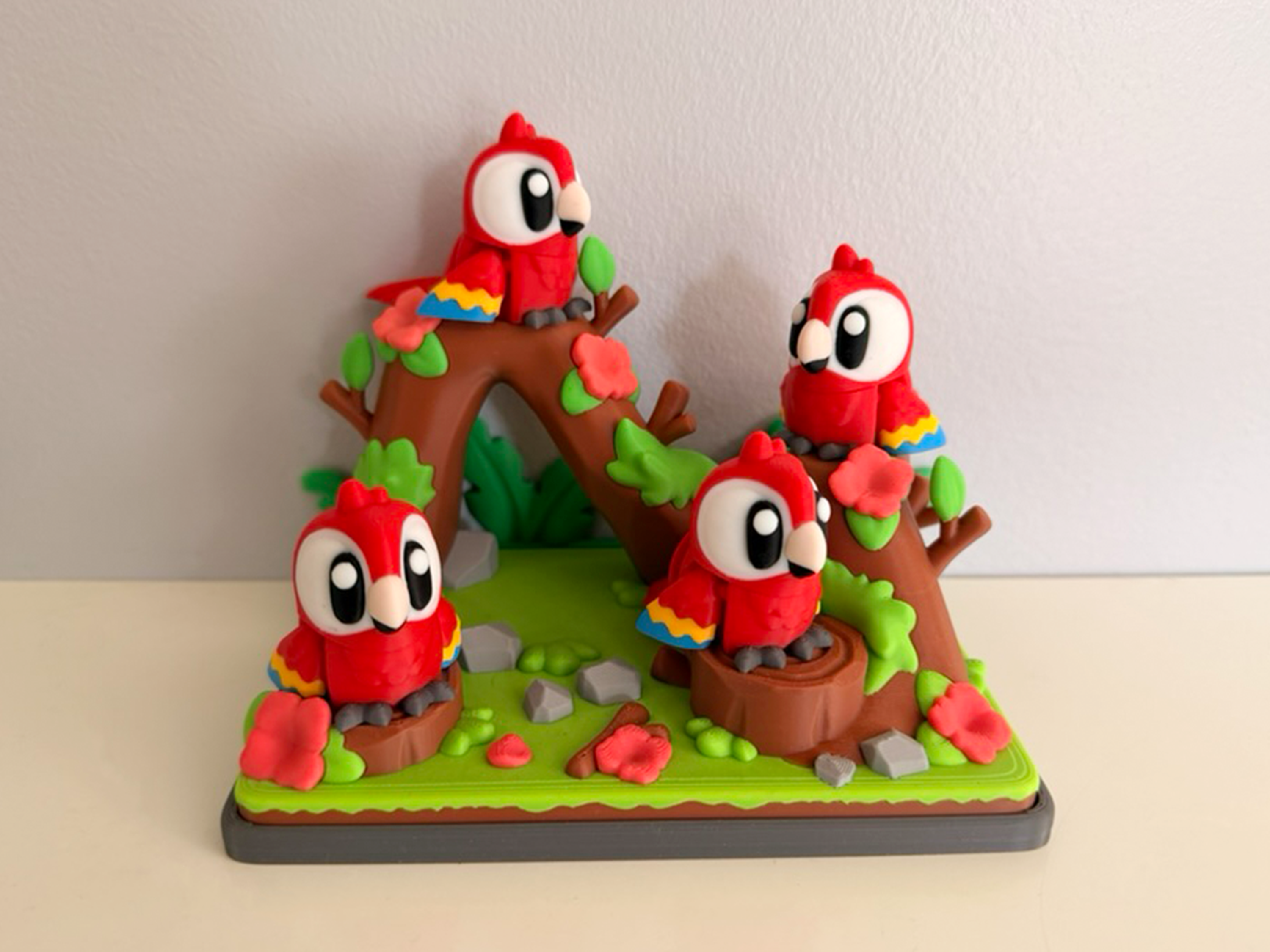 Flexi Macaw and Jungle Playset