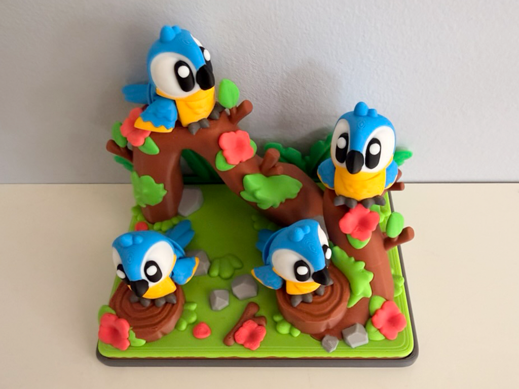 Flexi Macaw and Jungle Playset