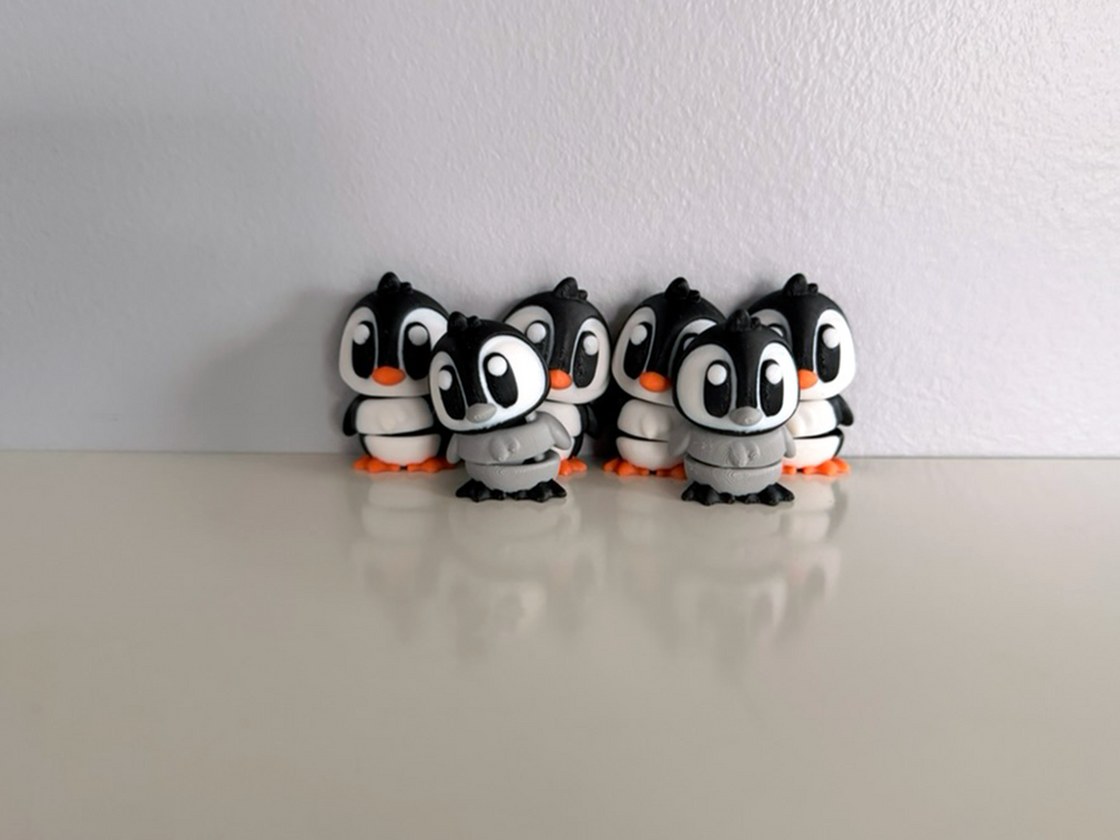 Flexi Penguins and Glacier Playset