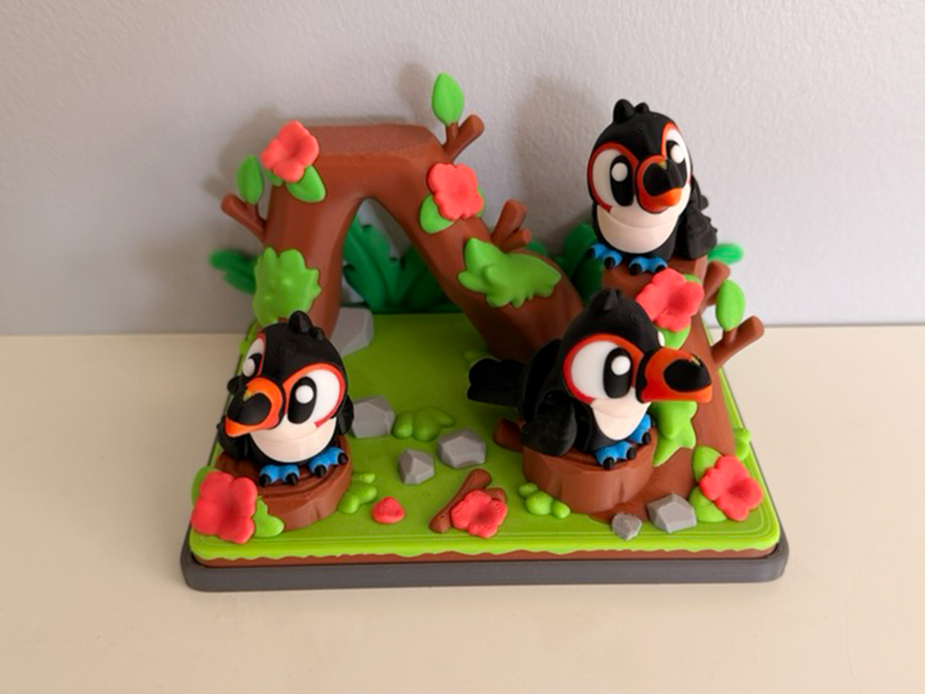 Flexi Toucan and Jungle Park Playset
