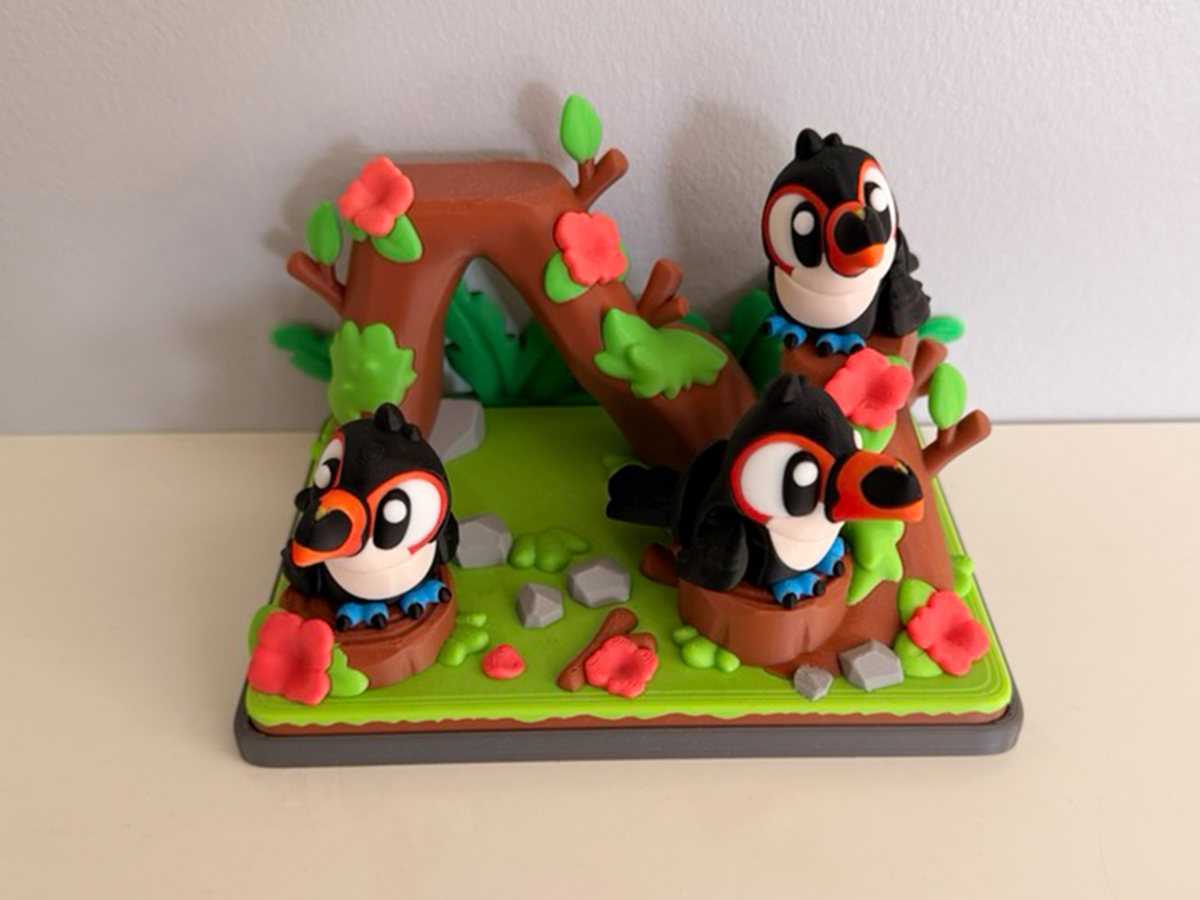Flexi Toucan and Jungle Park Playset